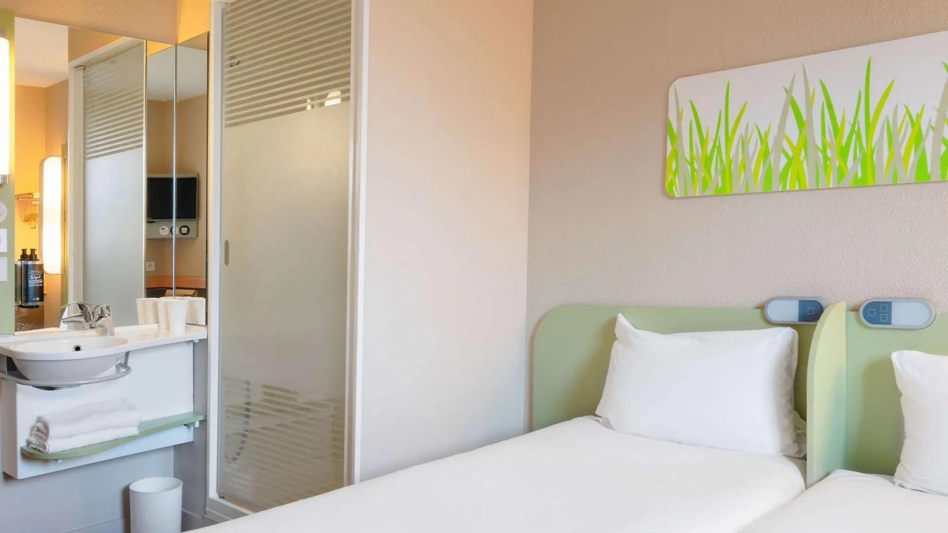 Ibis Budget Manosque Cadarache 2*,  France
