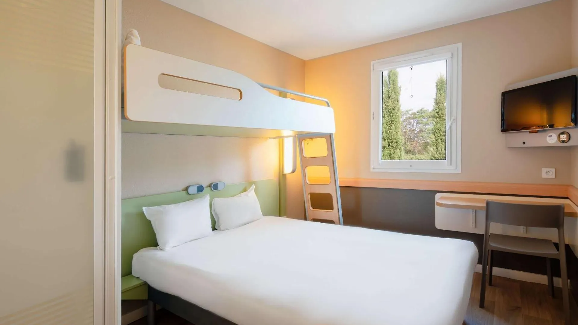 Hotel Ibis Budget Manosque Cadarache