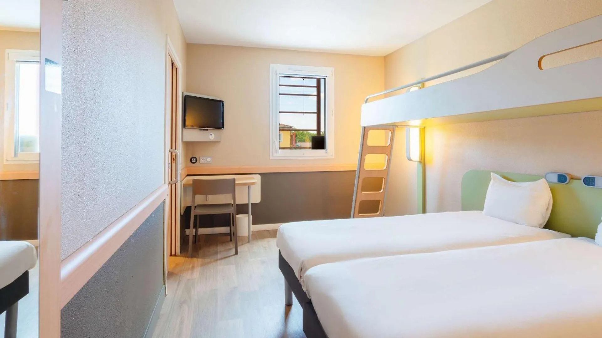 ** Hotel Ibis Budget Manosque Cadarache France